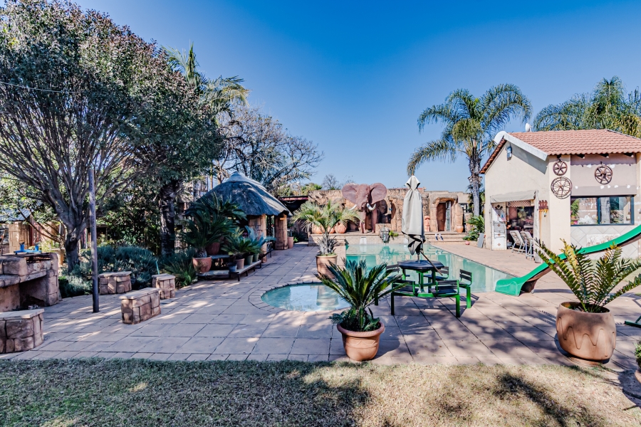 5 Bedroom Property for Sale in Amandasig Gauteng