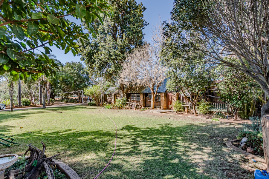 5 Bedroom Property for Sale in Amandasig Gauteng