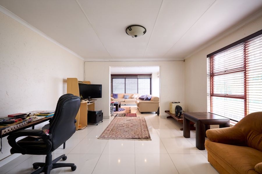 3 Bedroom Property for Sale in Sunninghill Gauteng
