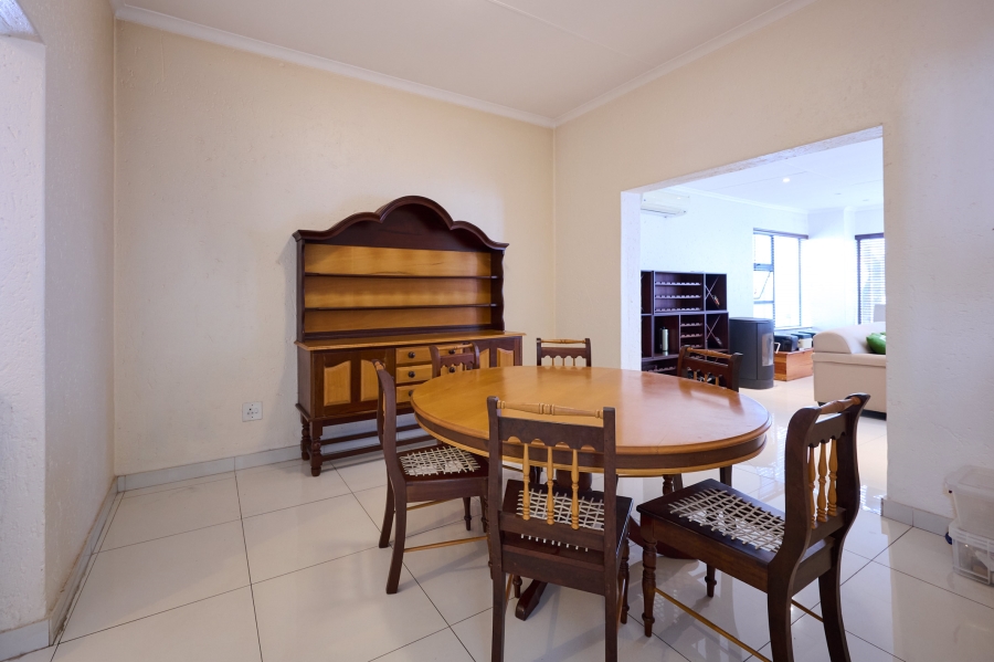 3 Bedroom Property for Sale in Sunninghill Gauteng