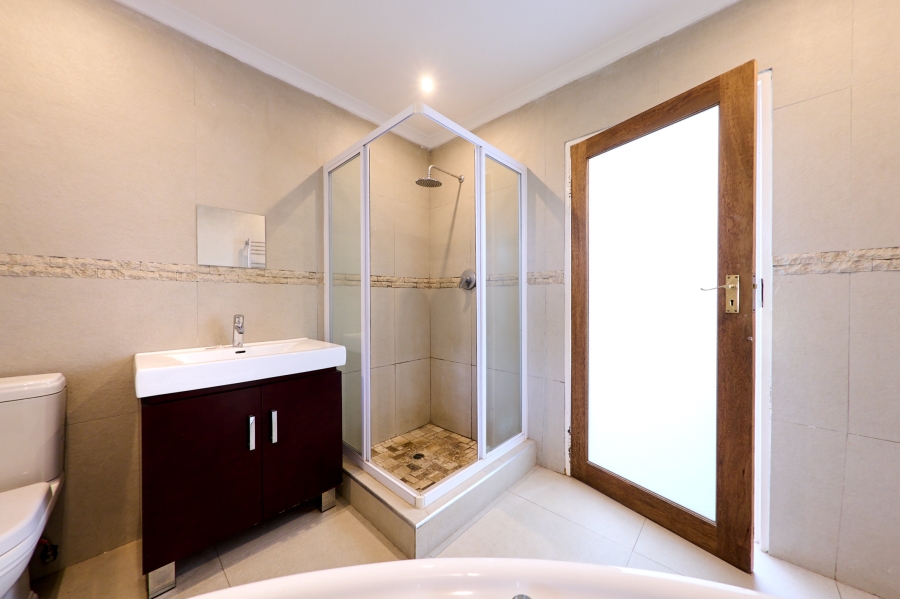 3 Bedroom Property for Sale in Sunninghill Gauteng