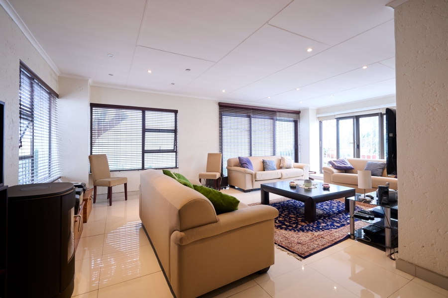 3 Bedroom Property for Sale in Sunninghill Gauteng