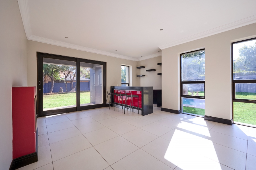 4 Bedroom Property for Sale in Carlswald Estate Gauteng