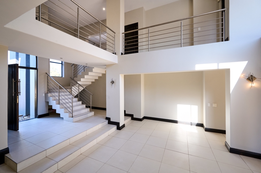 4 Bedroom Property for Sale in Carlswald Estate Gauteng