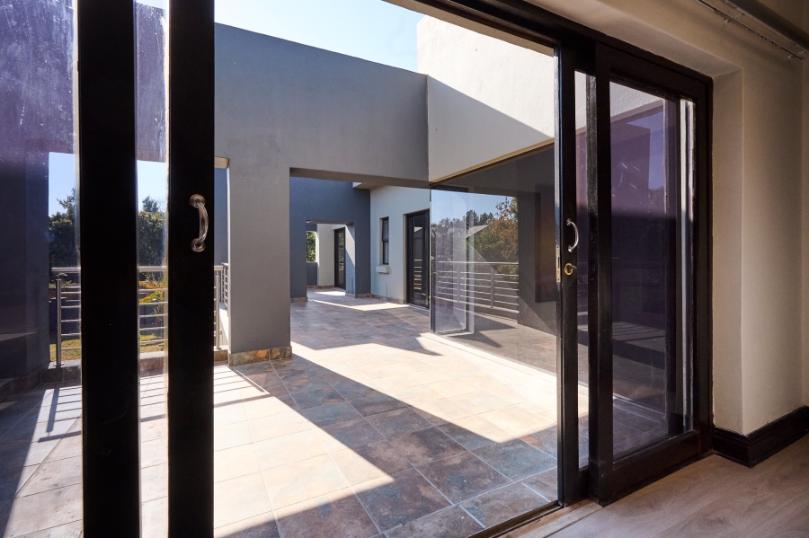 4 Bedroom Property for Sale in Carlswald Estate Gauteng