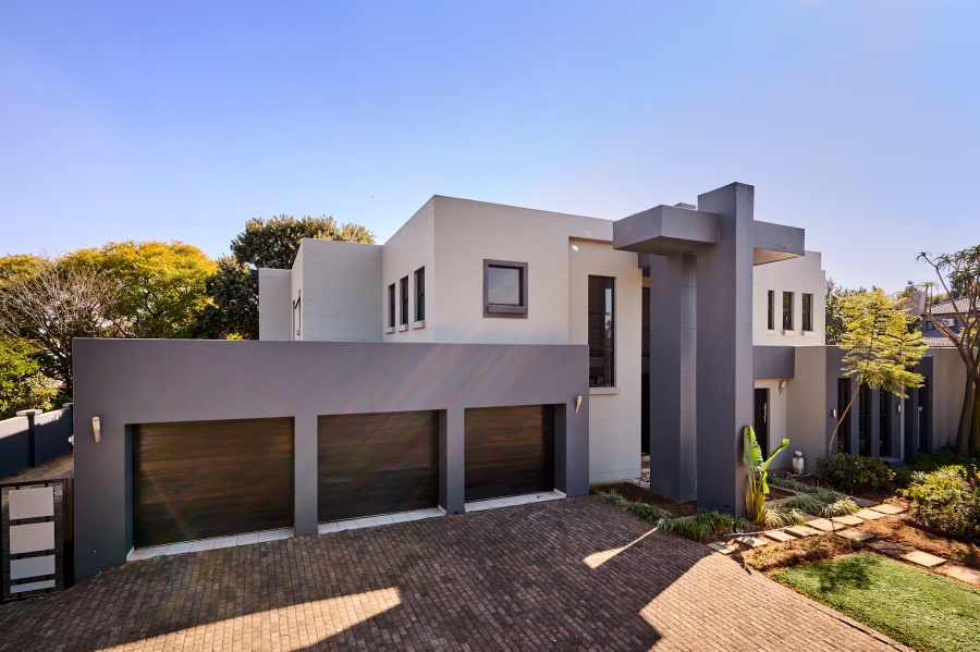 4 Bedroom Property for Sale in Carlswald Estate Gauteng
