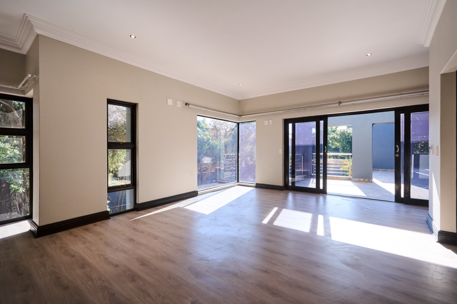 4 Bedroom Property for Sale in Carlswald Estate Gauteng
