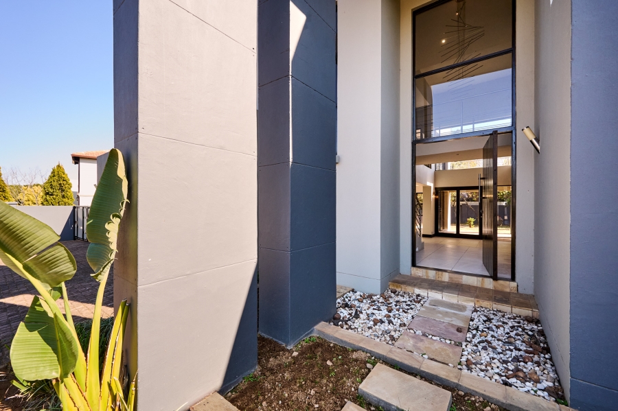 4 Bedroom Property for Sale in Carlswald Estate Gauteng
