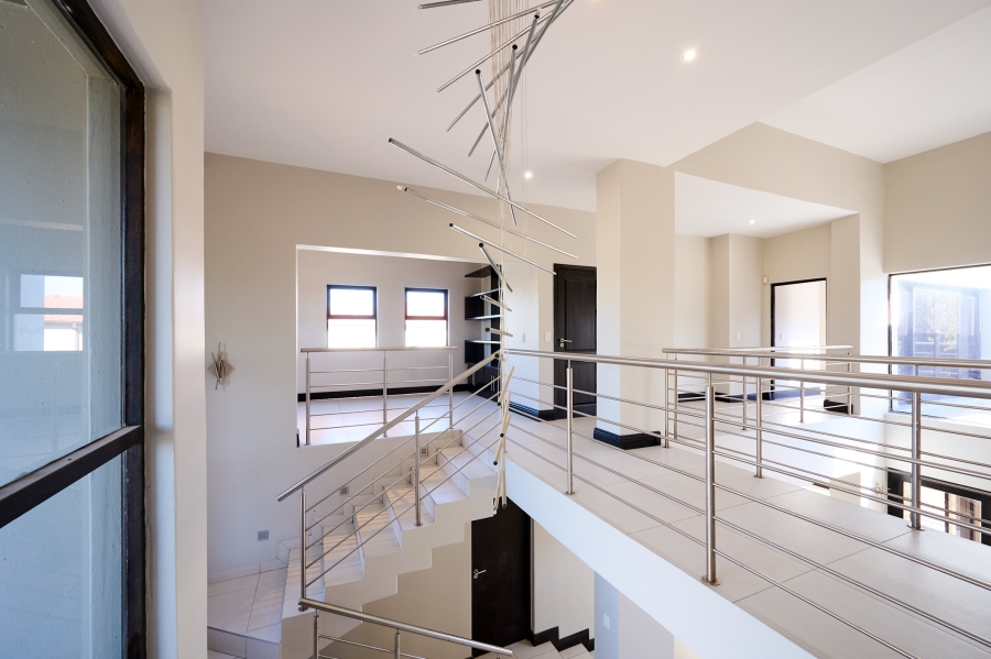 4 Bedroom Property for Sale in Carlswald Estate Gauteng