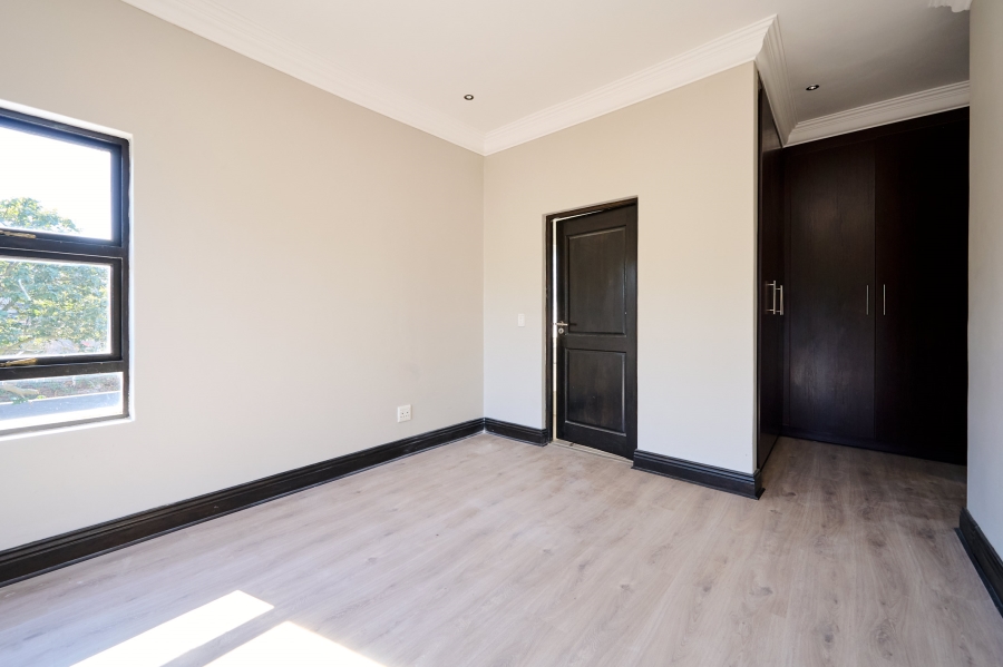 4 Bedroom Property for Sale in Carlswald Estate Gauteng