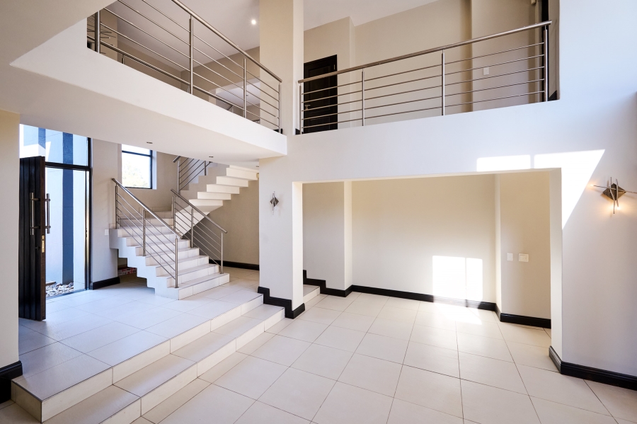 4 Bedroom Property for Sale in Carlswald Estate Gauteng