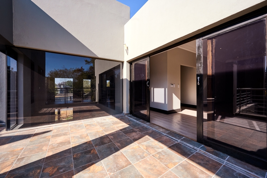 4 Bedroom Property for Sale in Carlswald Estate Gauteng