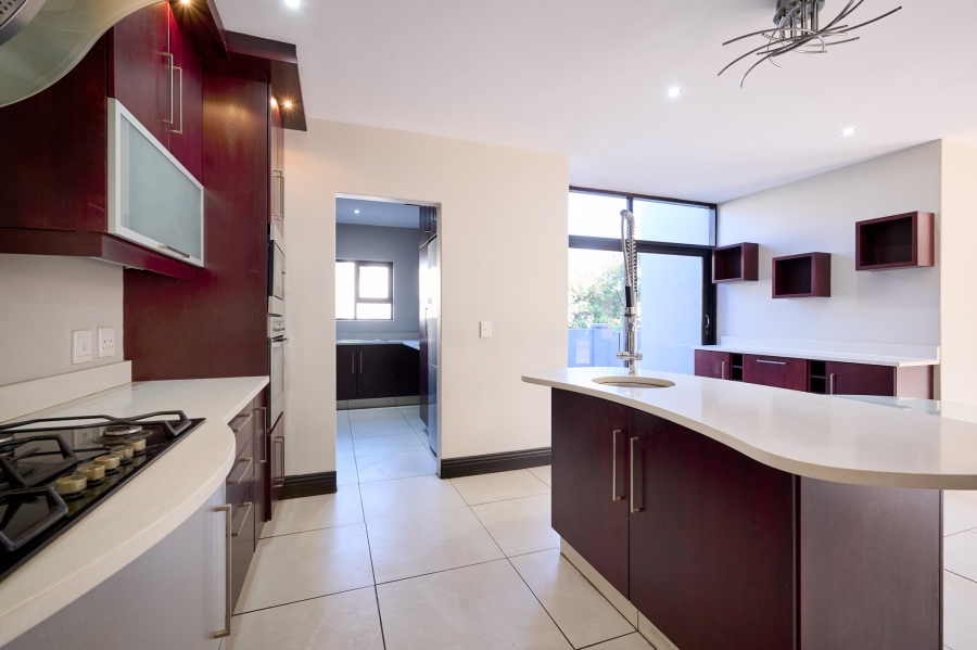 4 Bedroom Property for Sale in Carlswald Estate Gauteng