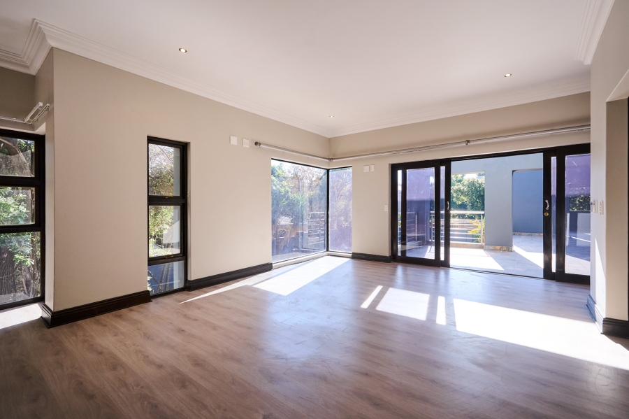 4 Bedroom Property for Sale in Carlswald Estate Gauteng