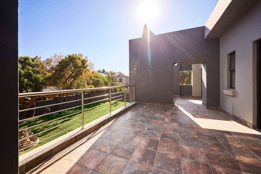 4 Bedroom Property for Sale in Carlswald Estate Gauteng
