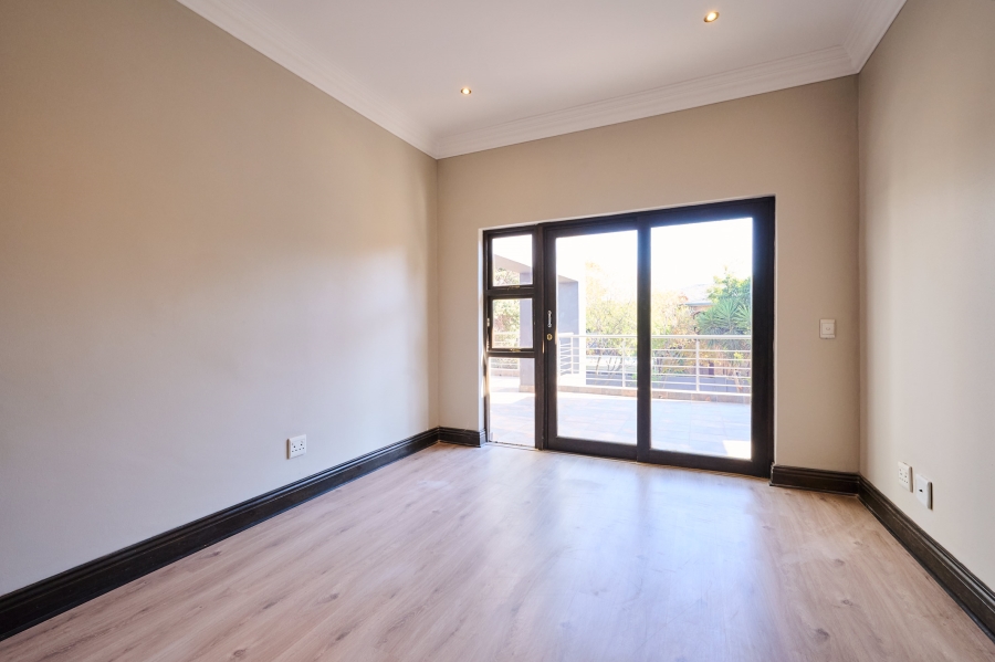 4 Bedroom Property for Sale in Carlswald Estate Gauteng