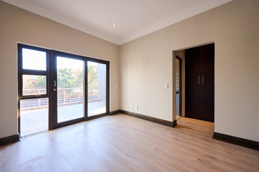 4 Bedroom Property for Sale in Carlswald Estate Gauteng