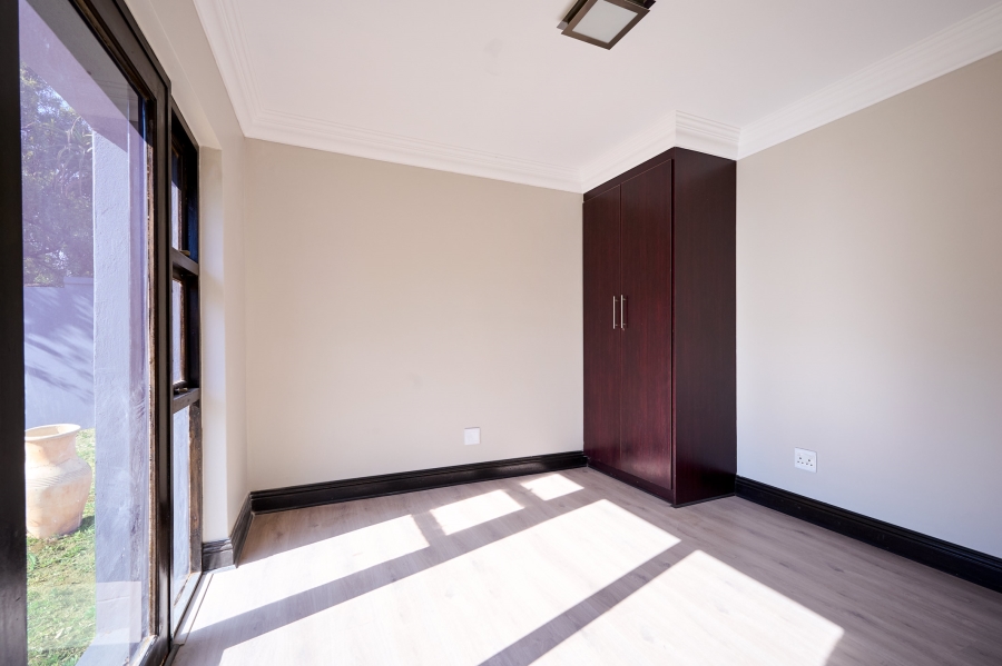 4 Bedroom Property for Sale in Carlswald Estate Gauteng