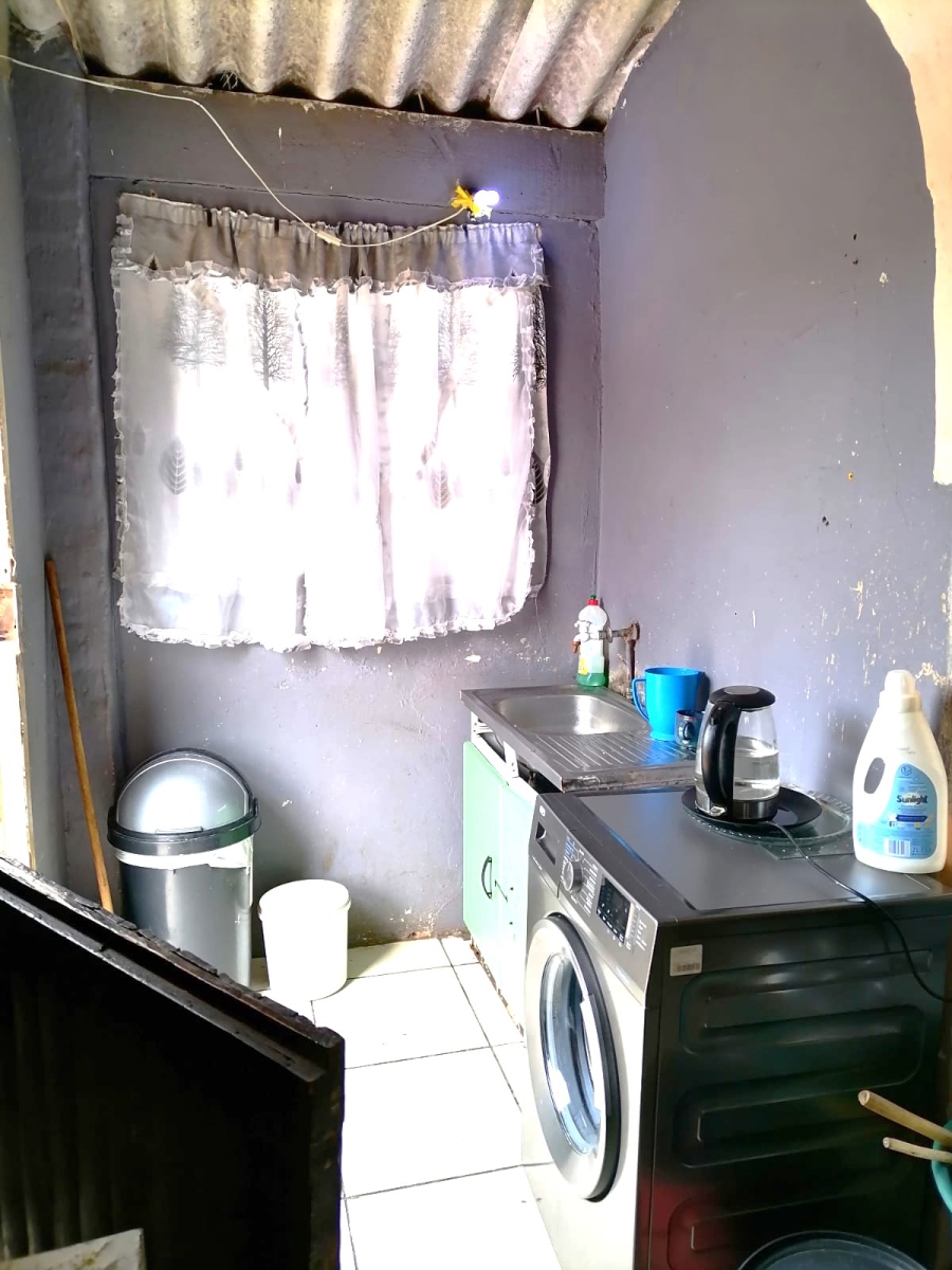 4 Bedroom Property for Sale in Windmill Park Gauteng