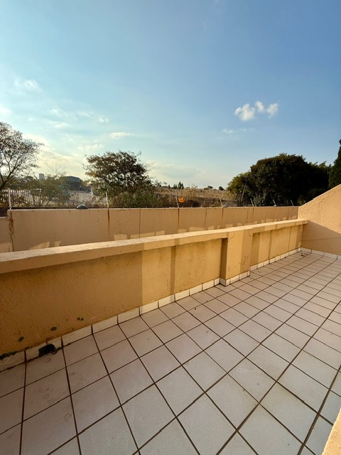 To Let 3 Bedroom Property for Rent in President Park Gauteng