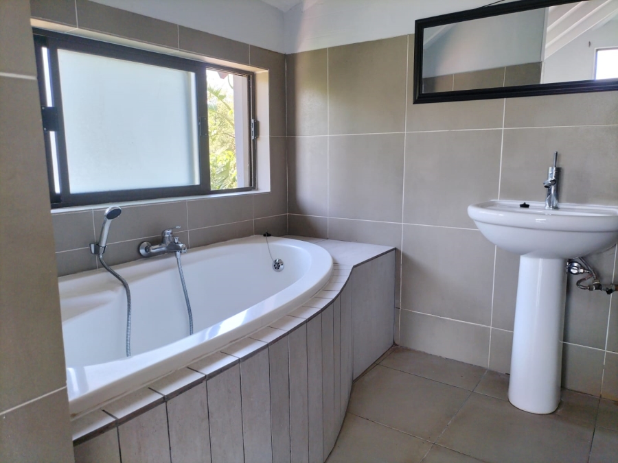 To Let 1 Bedroom Property for Rent in Northcliff Gauteng