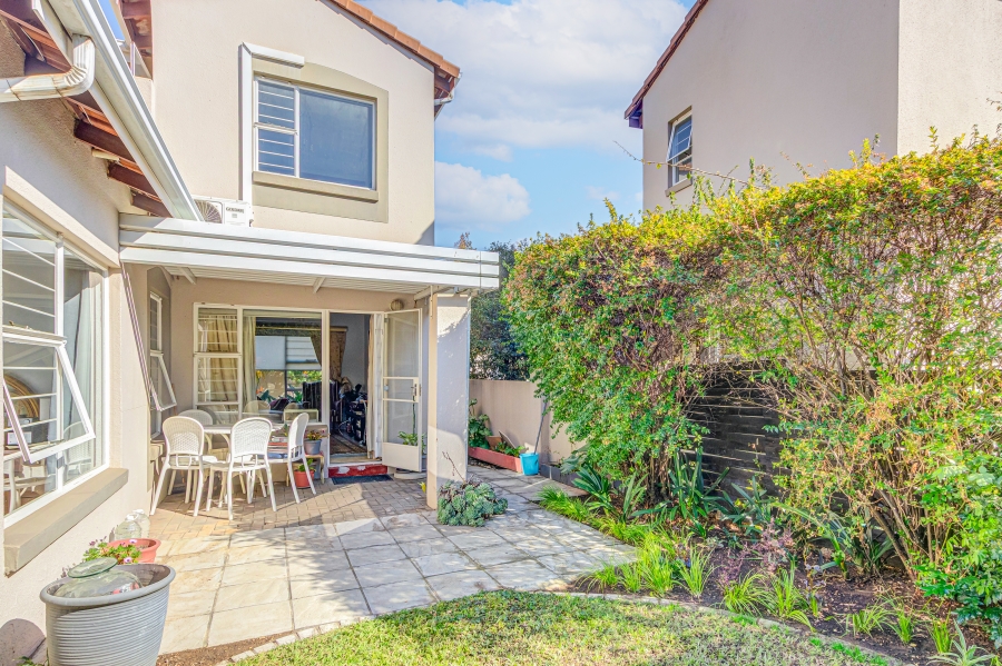2 Bedroom Property for Sale in Douglasdale Gauteng