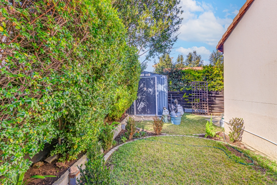 2 Bedroom Property for Sale in Douglasdale Gauteng