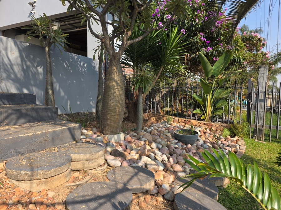 3 Bedroom Property for Sale in Magalieskruin Gauteng