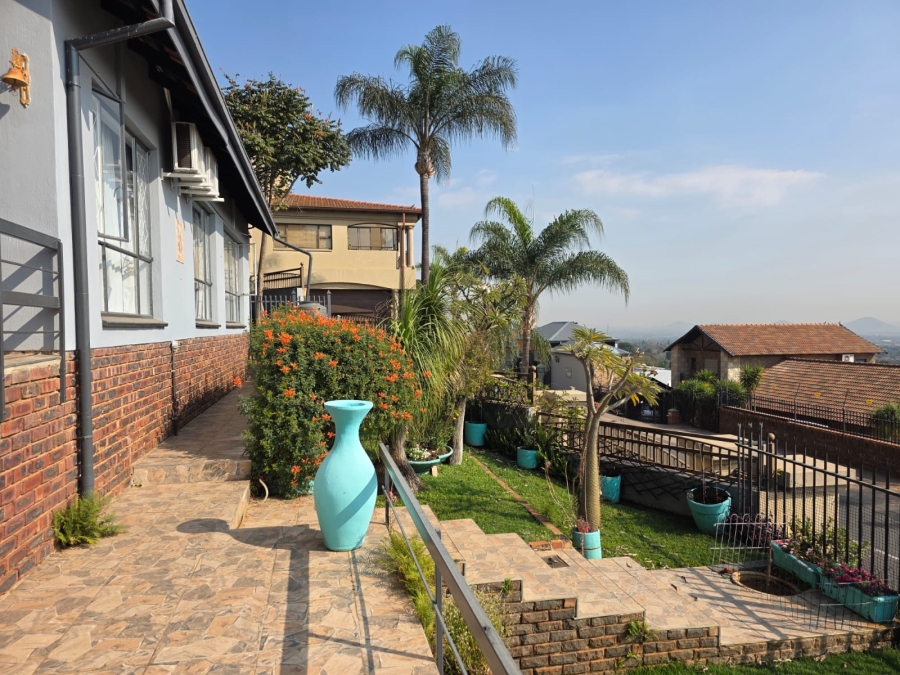 3 Bedroom Property for Sale in Magalieskruin Gauteng