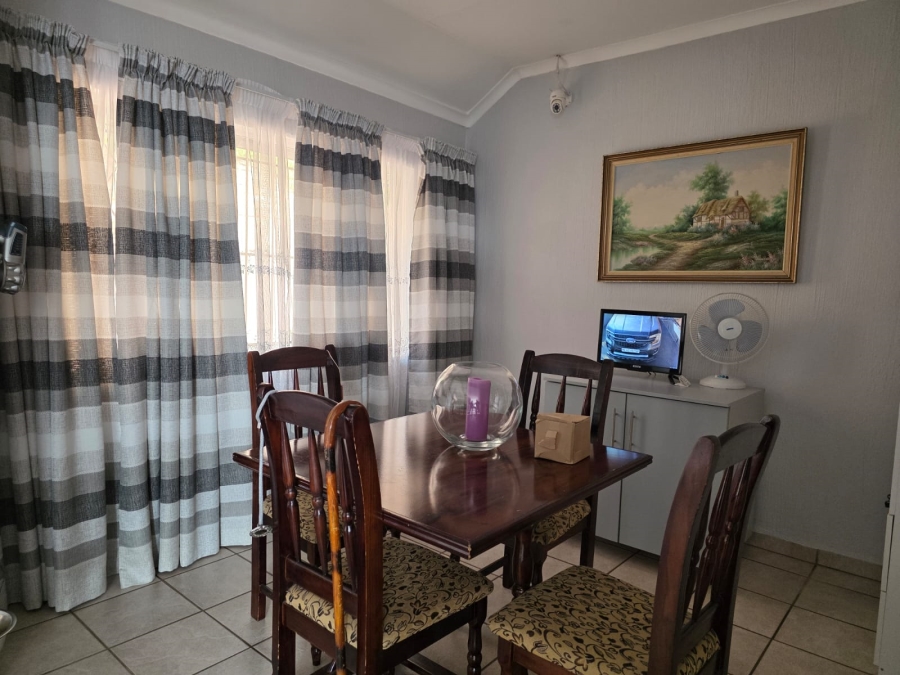 3 Bedroom Property for Sale in Magalieskruin Gauteng