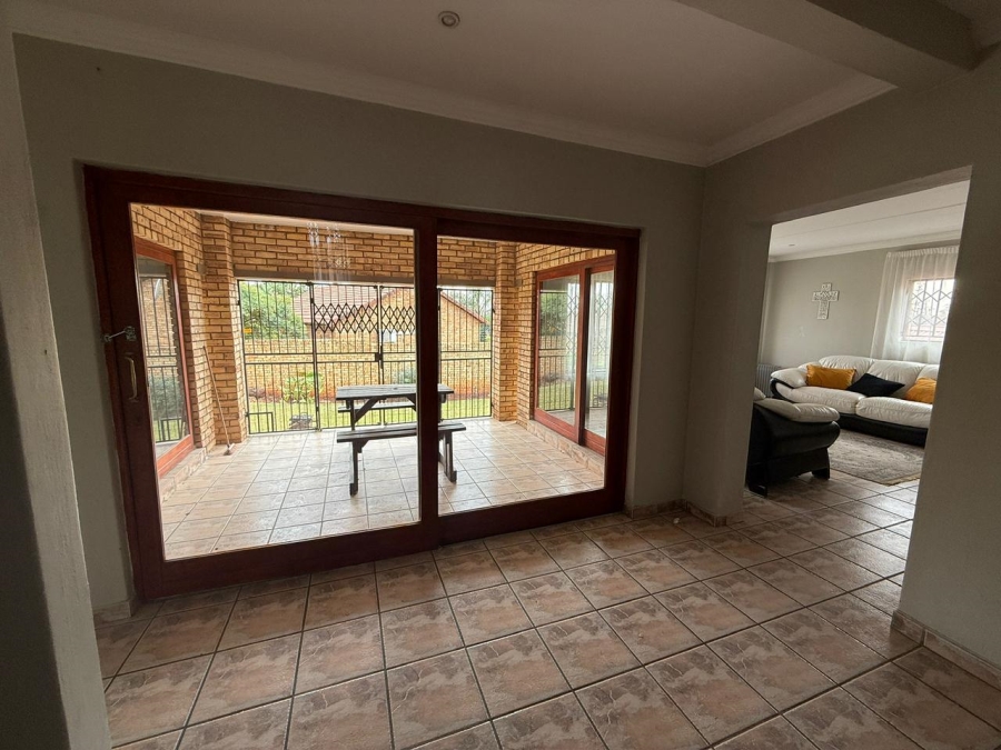 3 Bedroom Property for Sale in Ruimsig Gauteng