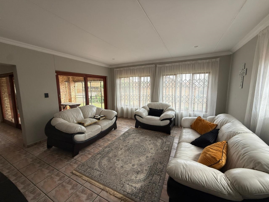 3 Bedroom Property for Sale in Ruimsig Gauteng