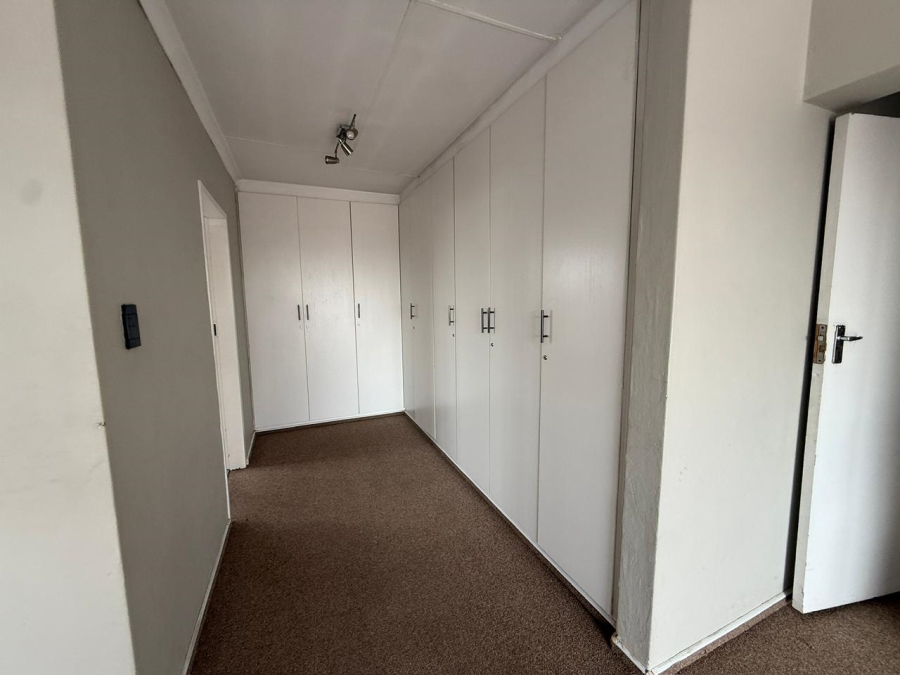 3 Bedroom Property for Sale in Ruimsig Gauteng