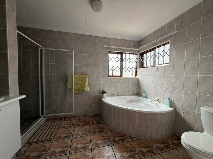 3 Bedroom Property for Sale in Ruimsig Gauteng