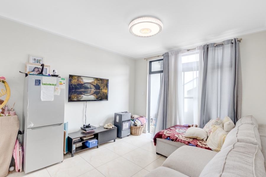 2 Bedroom Property for Sale in Weltevreden Park Gauteng