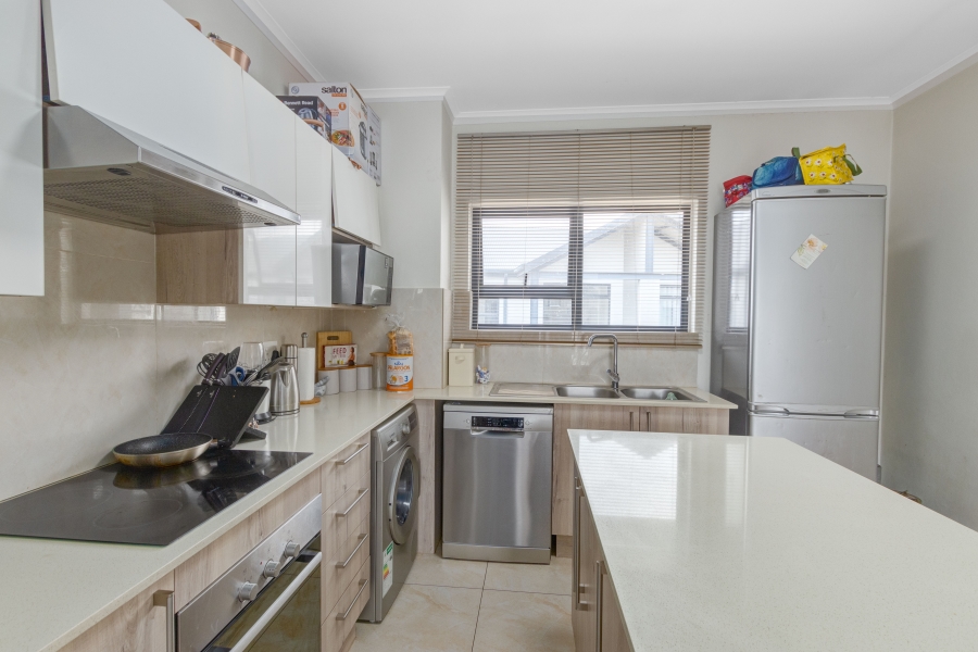 2 Bedroom Property for Sale in Weltevreden Park Gauteng