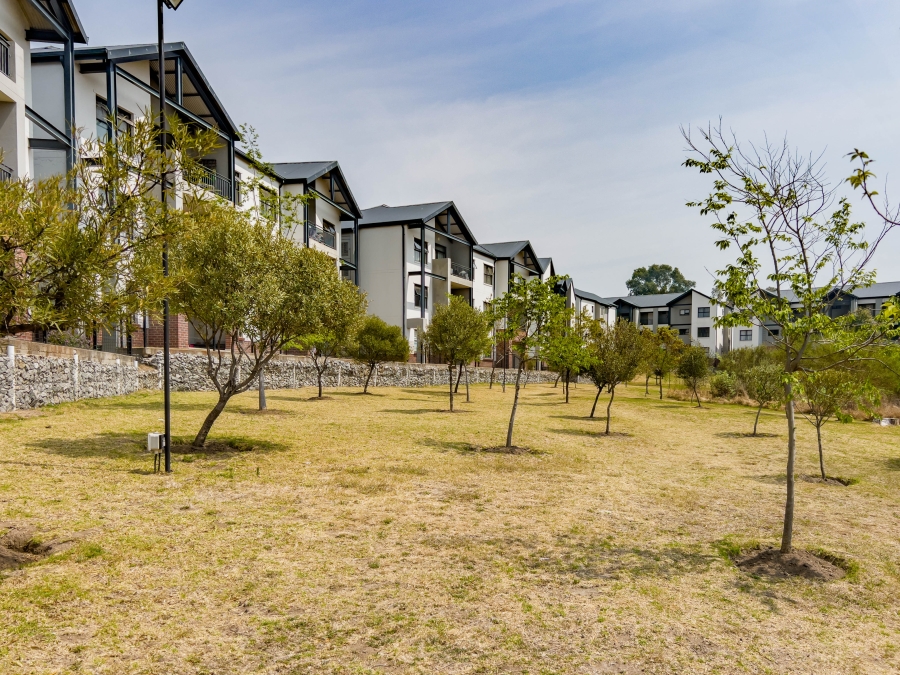 2 Bedroom Property for Sale in Weltevreden Park Gauteng