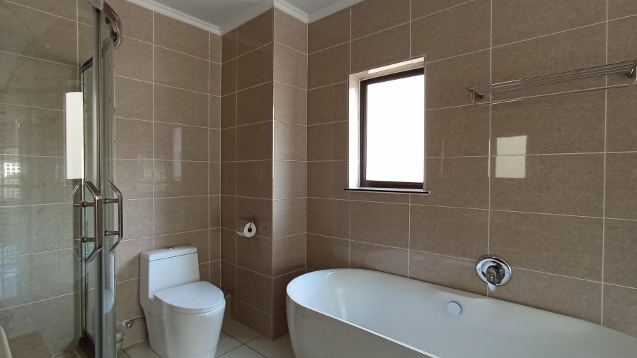3 Bedroom Property for Sale in Noordwyk Gauteng