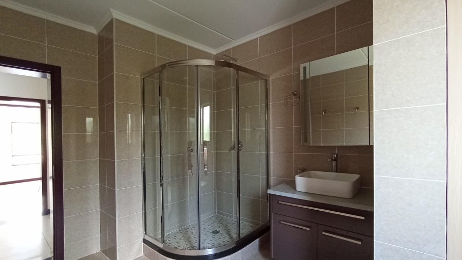 3 Bedroom Property for Sale in Noordwyk Gauteng