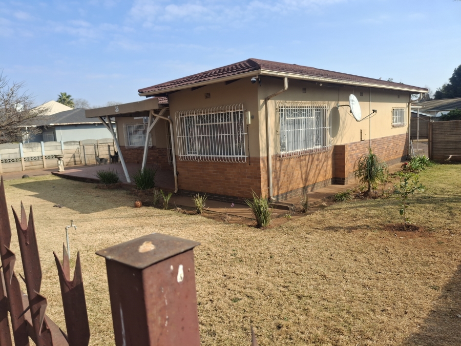 3 Bedroom Property for Sale in Northmead Gauteng
