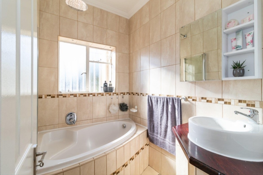3 Bedroom Property for Sale in Northmead Gauteng