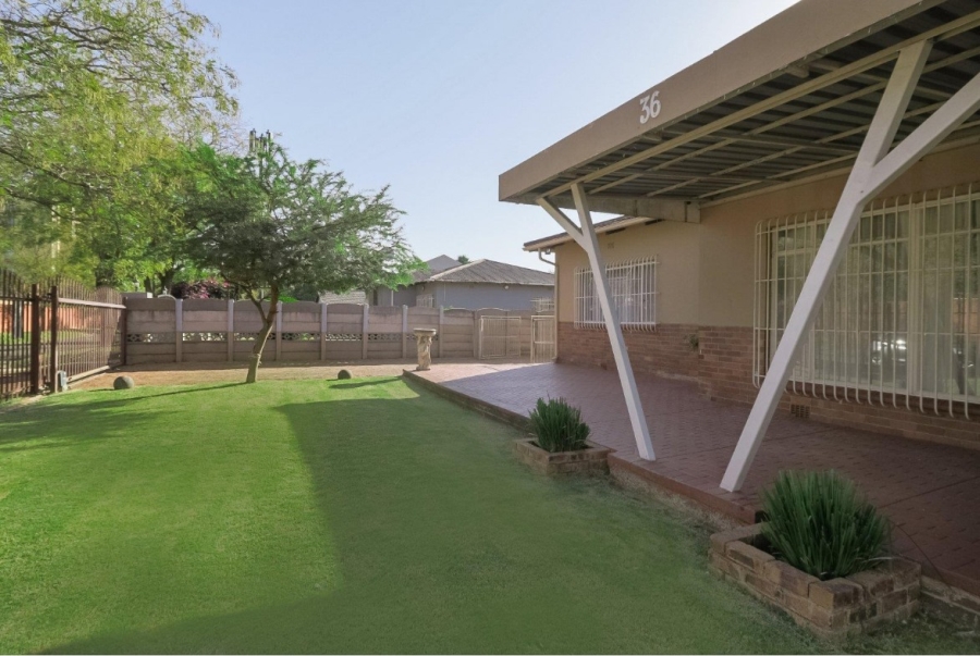 3 Bedroom Property for Sale in Northmead Gauteng