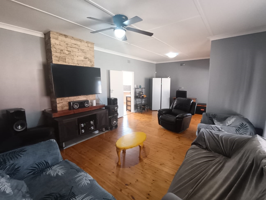 3 Bedroom Property for Sale in Northmead Gauteng