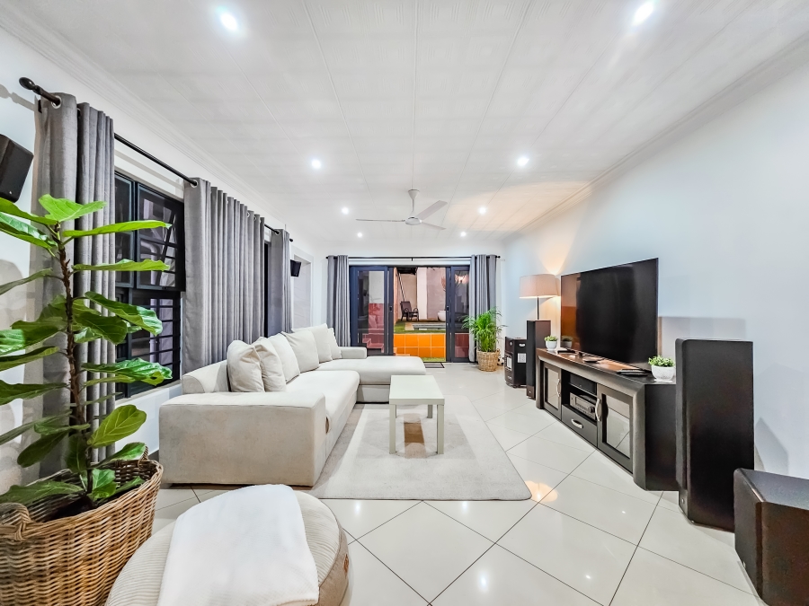 To Let 2 Bedroom Property for Rent in Magalieskruin Gauteng