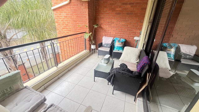 2 Bedroom Property for Sale in Sunninghill Gauteng