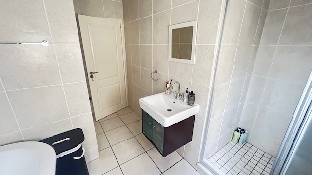2 Bedroom Property for Sale in Sunninghill Gauteng