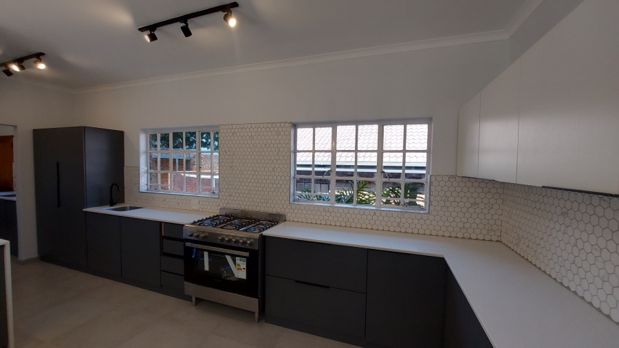 4 Bedroom Property for Sale in Waterkloof Heights Gauteng