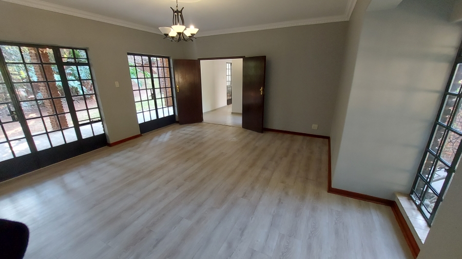 4 Bedroom Property for Sale in Waterkloof Heights Gauteng