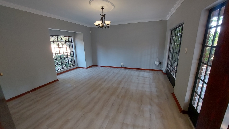 4 Bedroom Property for Sale in Waterkloof Heights Gauteng