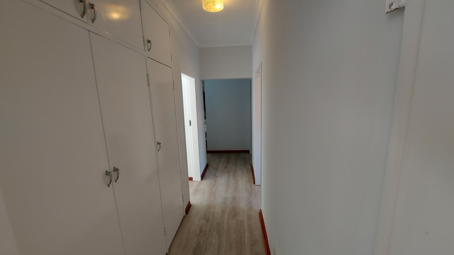 4 Bedroom Property for Sale in Waterkloof Heights Gauteng